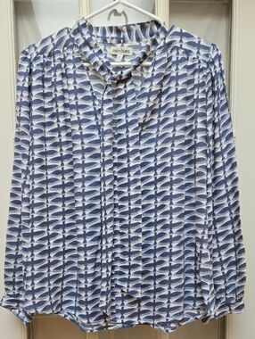 Fun Blue & White  Bird Print V-Neck Tie-Front Blouse